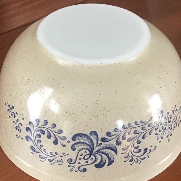 Large Pyrex Vintage 403 Homestead 2.5 Liter Mixing Bowl USA Blue Tan Speckle - Picture 6 of 8